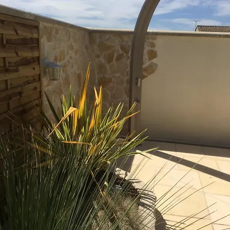 Duplex Meublé Avec Vue Sur Piscine