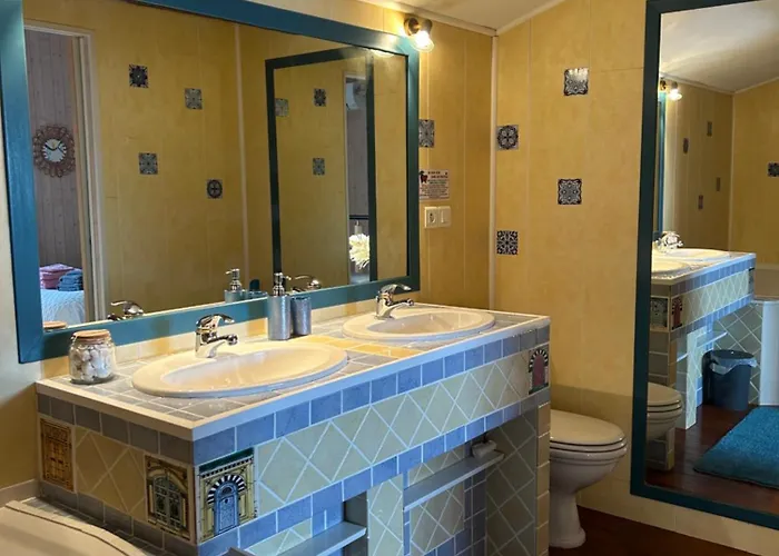 아파트 Duplex Meuble Avec Vue Sur Piscine 퐁생테스프릿